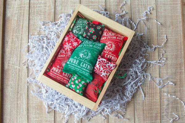 Holiday Kitty Krates Red & Green- Wholesale