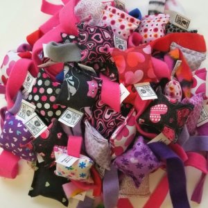 BE MINE! Toss Abouts - Wholesale